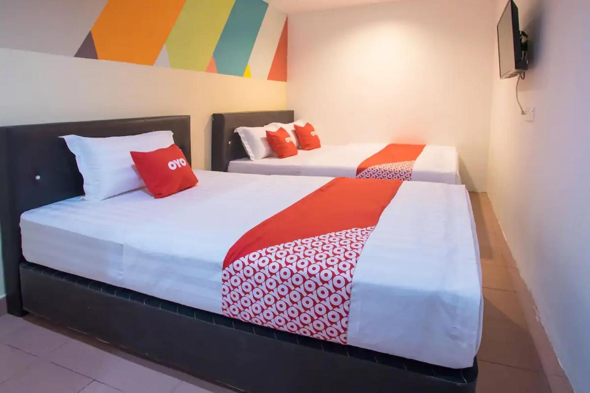 Oyo 90281 Hotel Taj Seksyen 13 Shah Alam Ngoại thất bức ảnh
