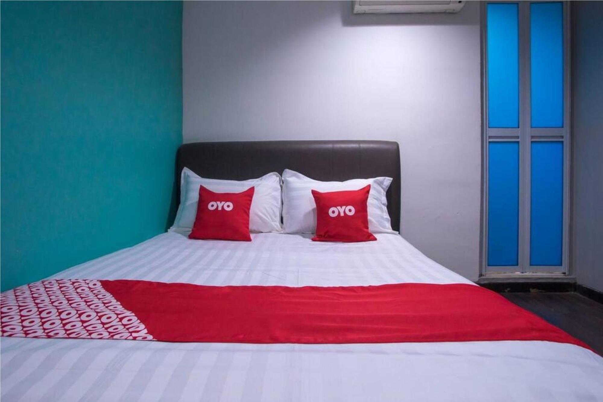 Oyo 90281 Hotel Taj Seksyen 13 Shah Alam Ngoại thất bức ảnh