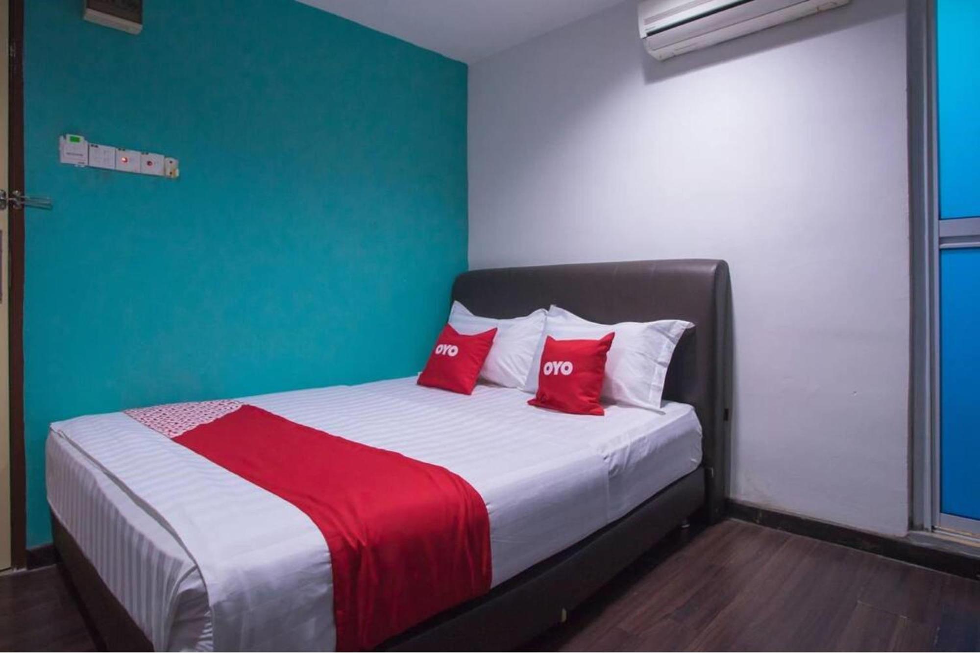 Oyo 90281 Hotel Taj Seksyen 13 Shah Alam Ngoại thất bức ảnh