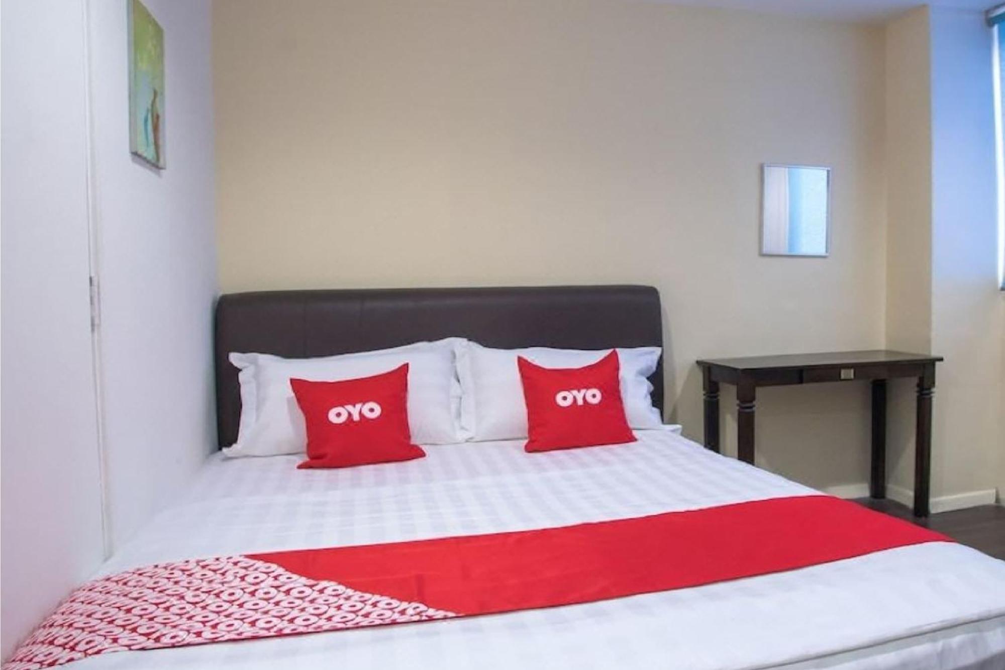 Oyo 90281 Hotel Taj Seksyen 13 Shah Alam Ngoại thất bức ảnh