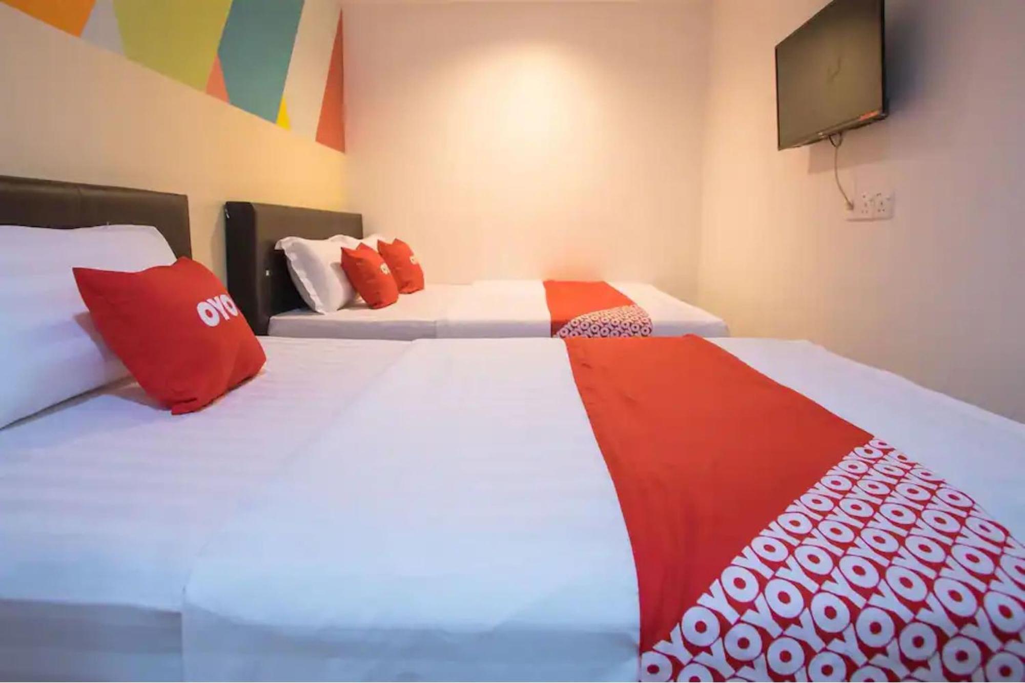 Oyo 90281 Hotel Taj Seksyen 13 Shah Alam Ngoại thất bức ảnh