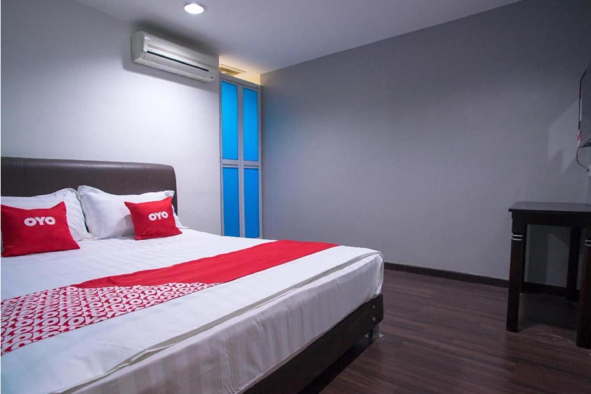 Oyo 90281 Hotel Taj Seksyen 13 Shah Alam Ngoại thất bức ảnh