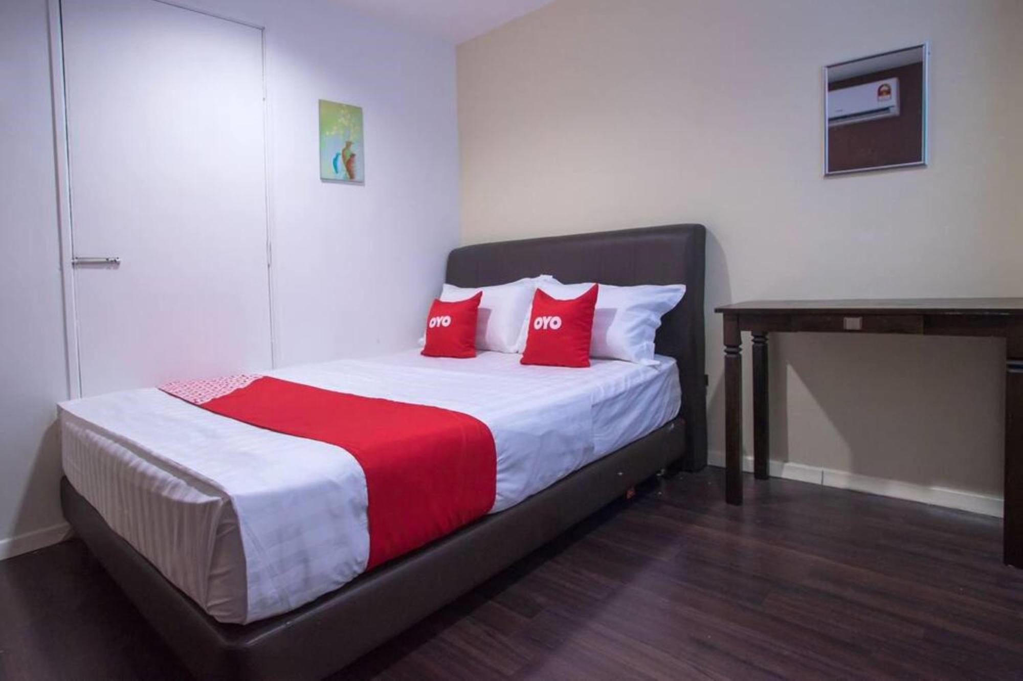 Oyo 90281 Hotel Taj Seksyen 13 Shah Alam Ngoại thất bức ảnh
